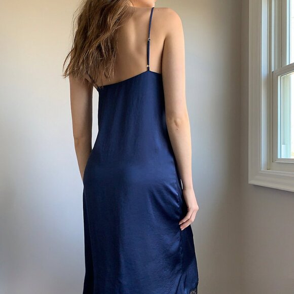 NWT Aritzia Navy Slip Dress with black lace - size XXS - Picture 4 of 8